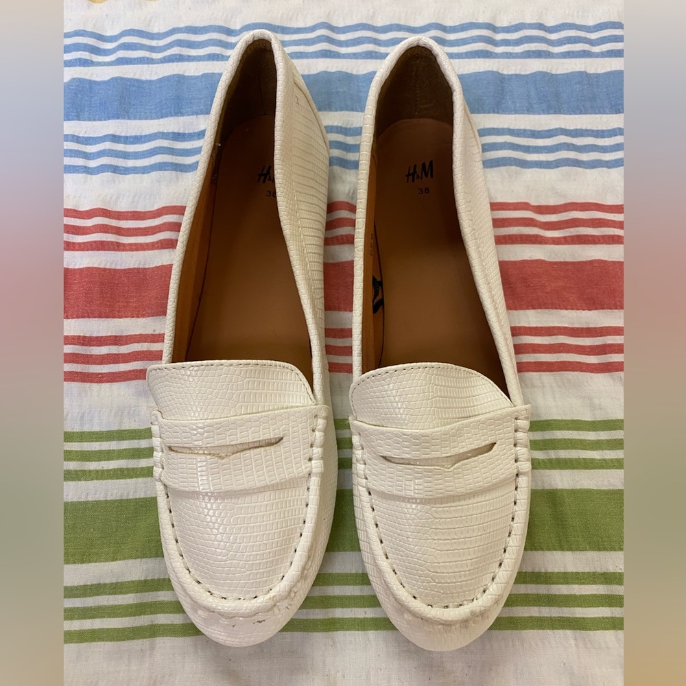 Ladies loafers H & M